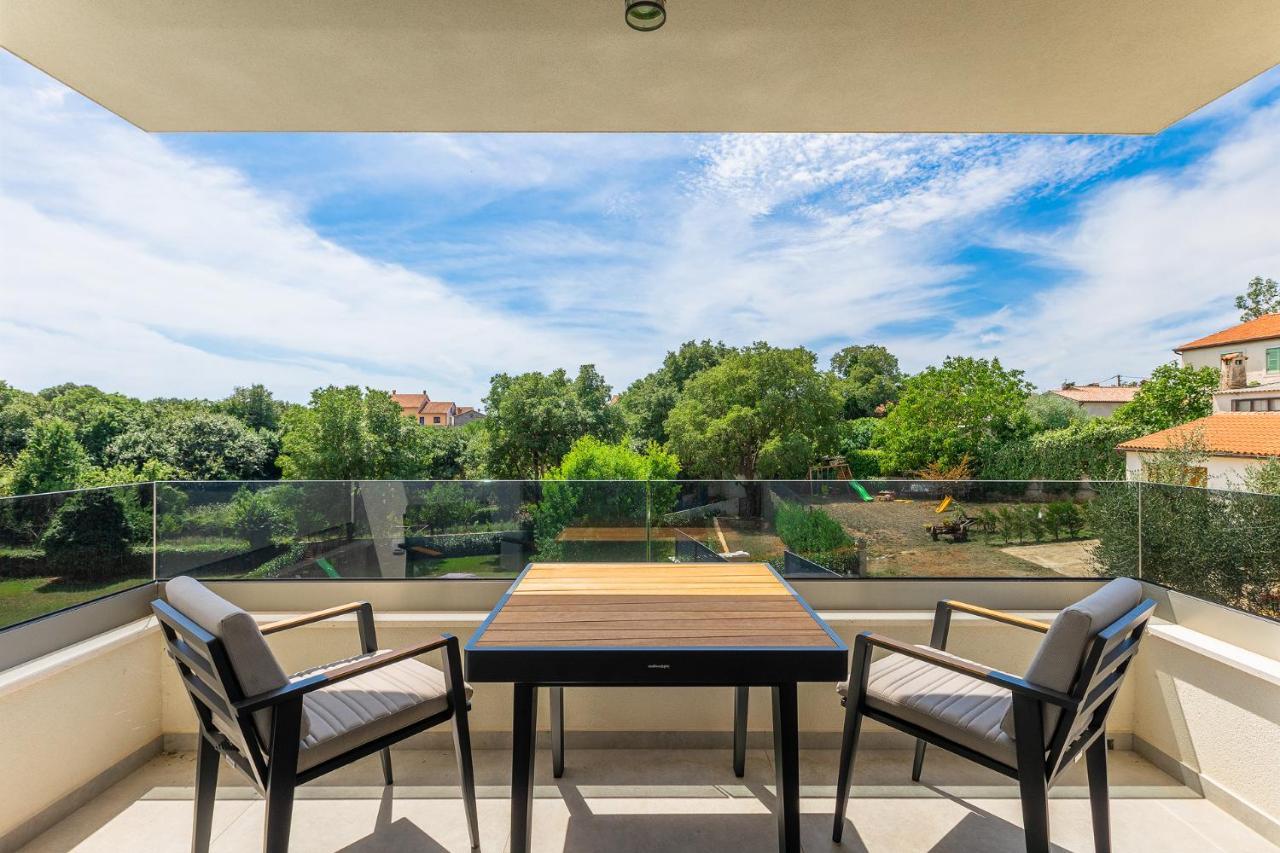 Villa Cascada Muntic Экстерьер фото
